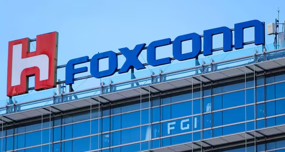 Foxconn plans to invest up to $551mn more in Vietnam as it continue to moves away from China